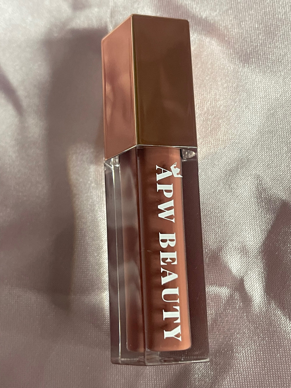 Non-Plumping Lip Gloss - SKN